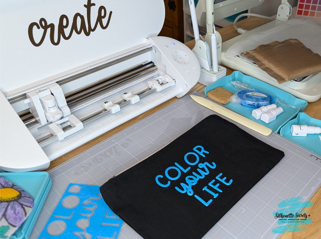 Silhouette CloChé Heat Press Review 2026 Features, Use Cases, and Buying Guide for Crafters Silhouette CloChé Heat Press Review 2026 Features, Use Cases, and Buying Guide for Crafters