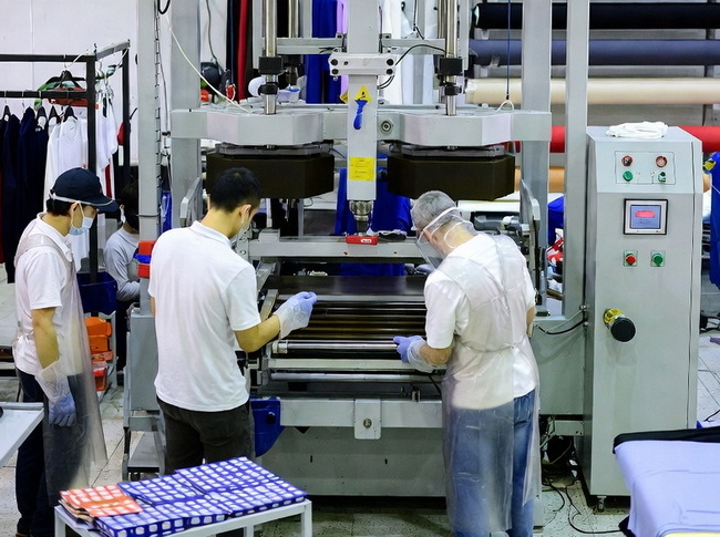 Hot and Cold Press Machine Manufacturers Hot and Cold Press Machine Manufacturers